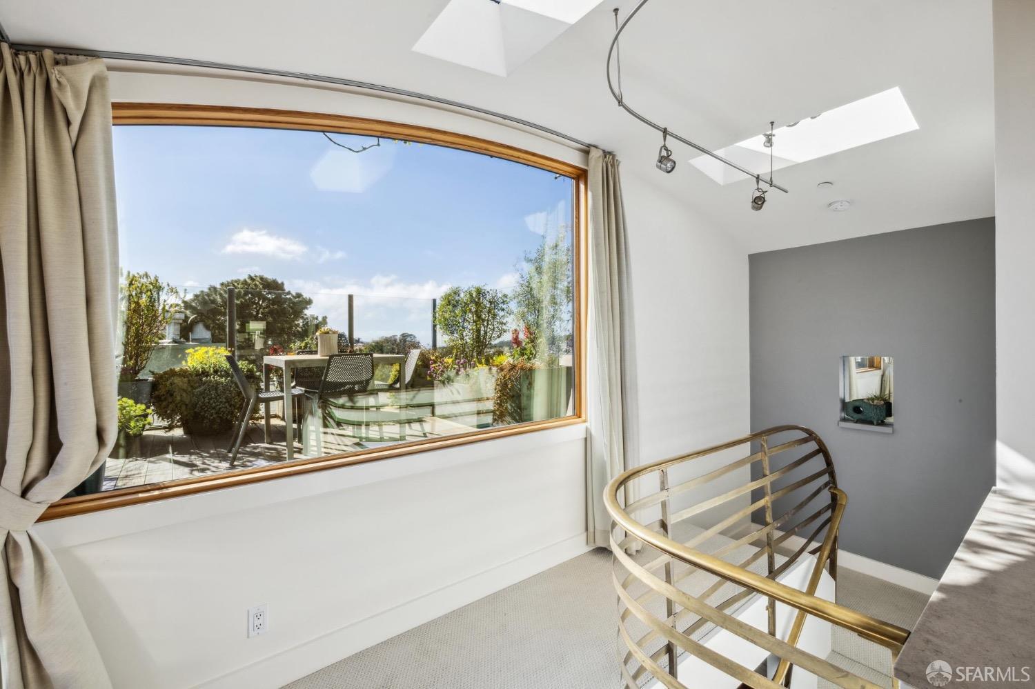 72 Nido Avenue