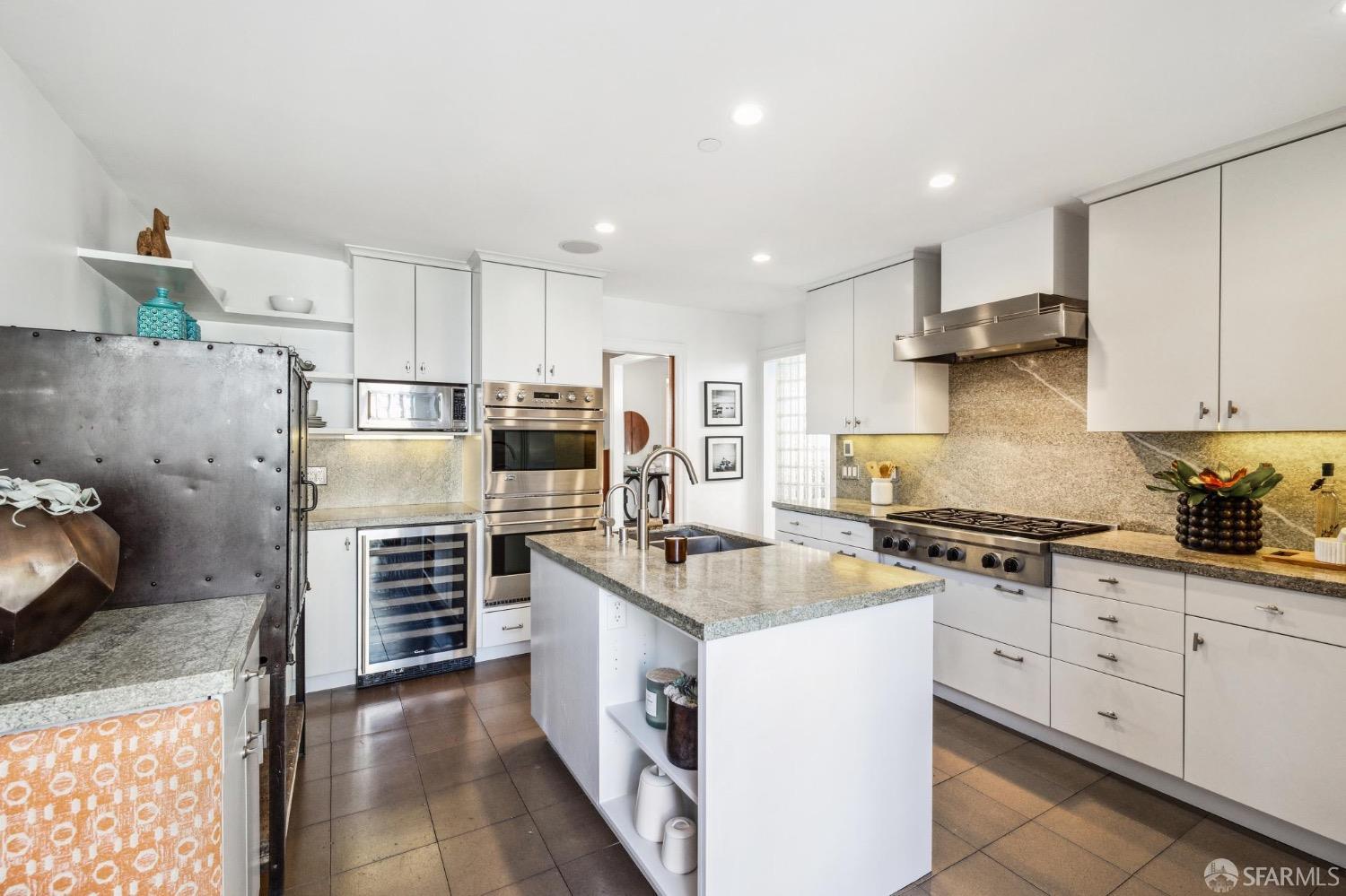 72 Nido Avenue