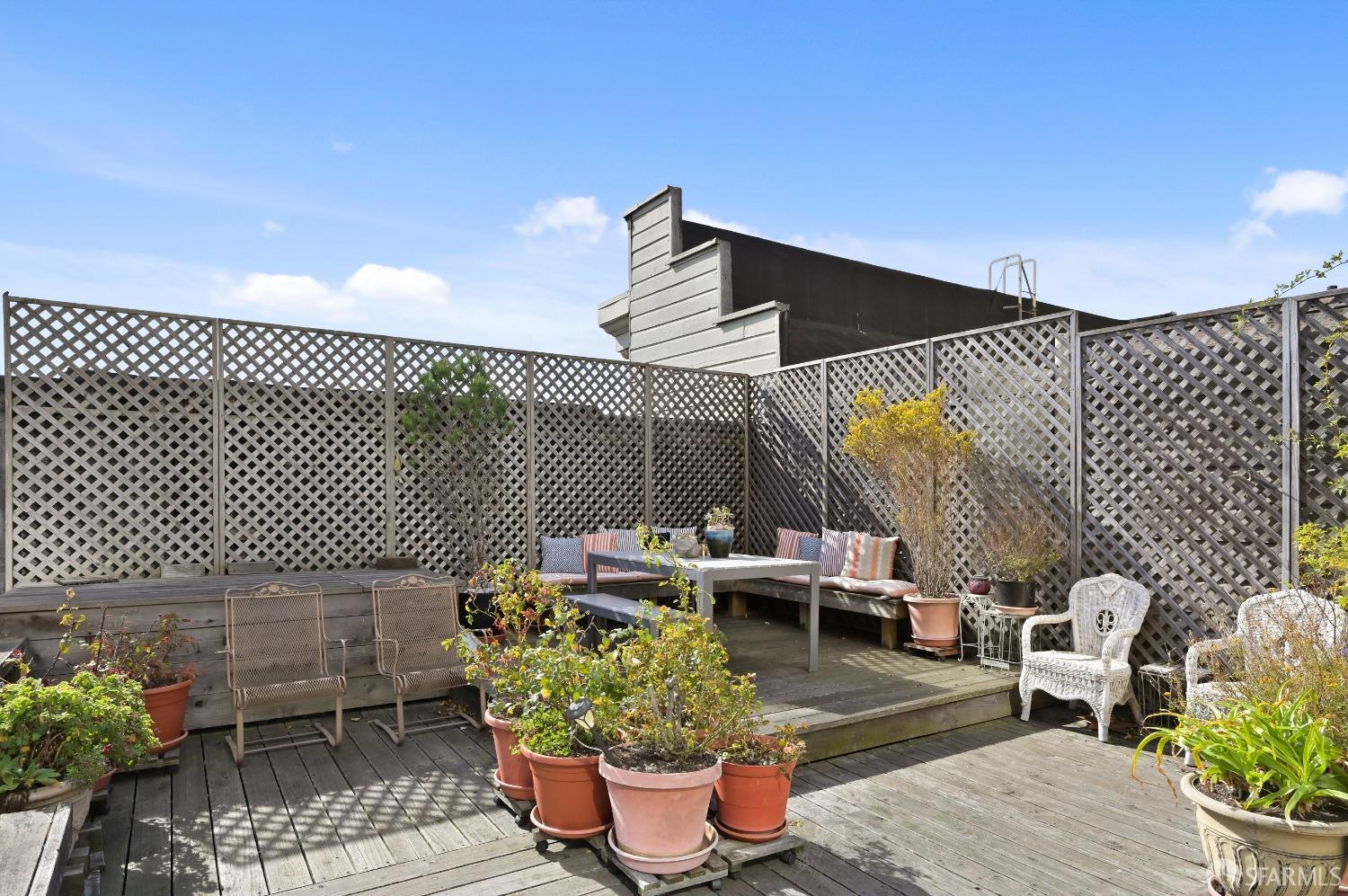 1132 Pine Street