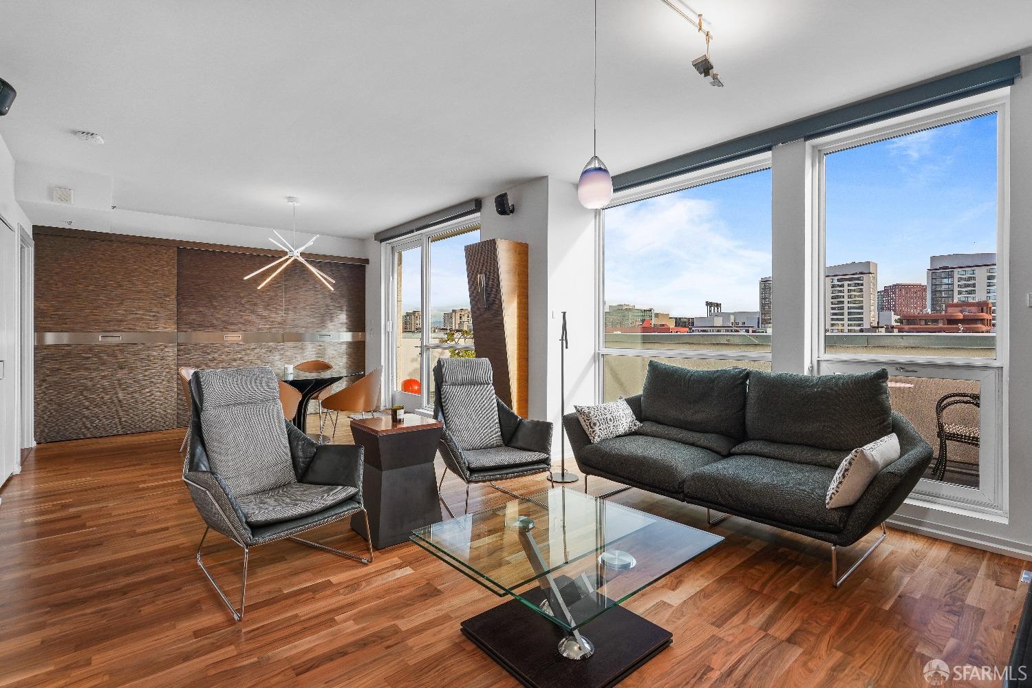 555 4th Street # 805