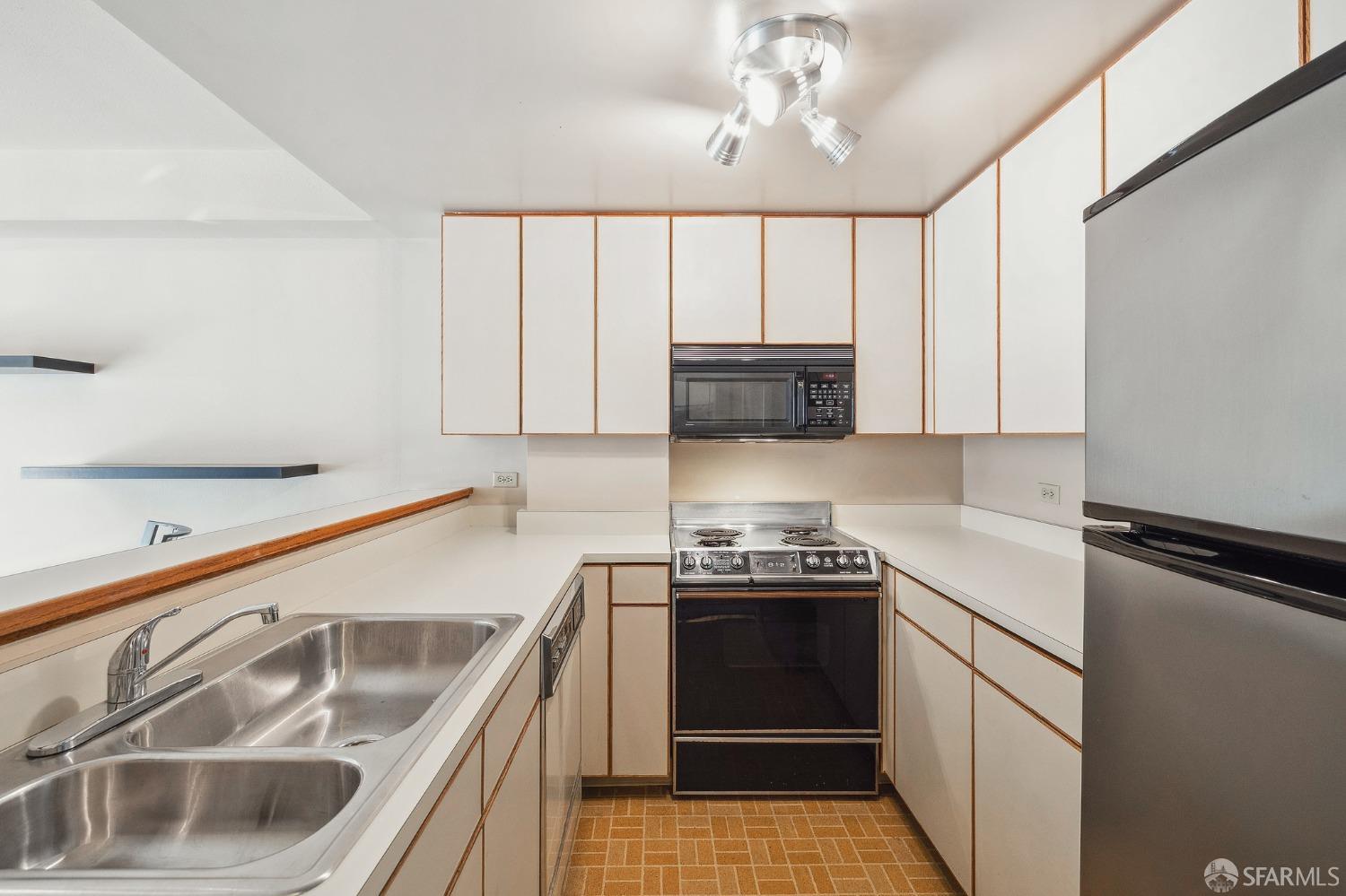 601 Van Ness Avenue # 204