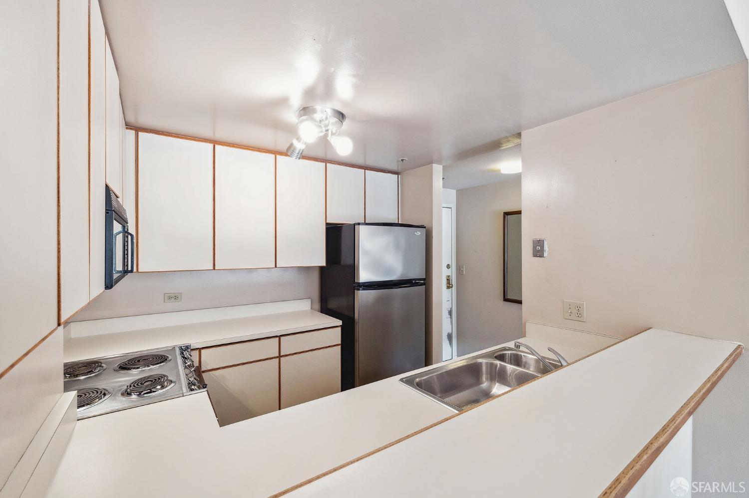 601 Van Ness Avenue # 204