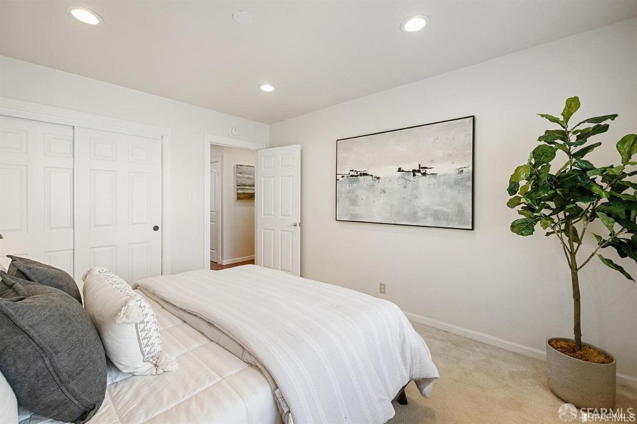 1250 Clay Street # 204