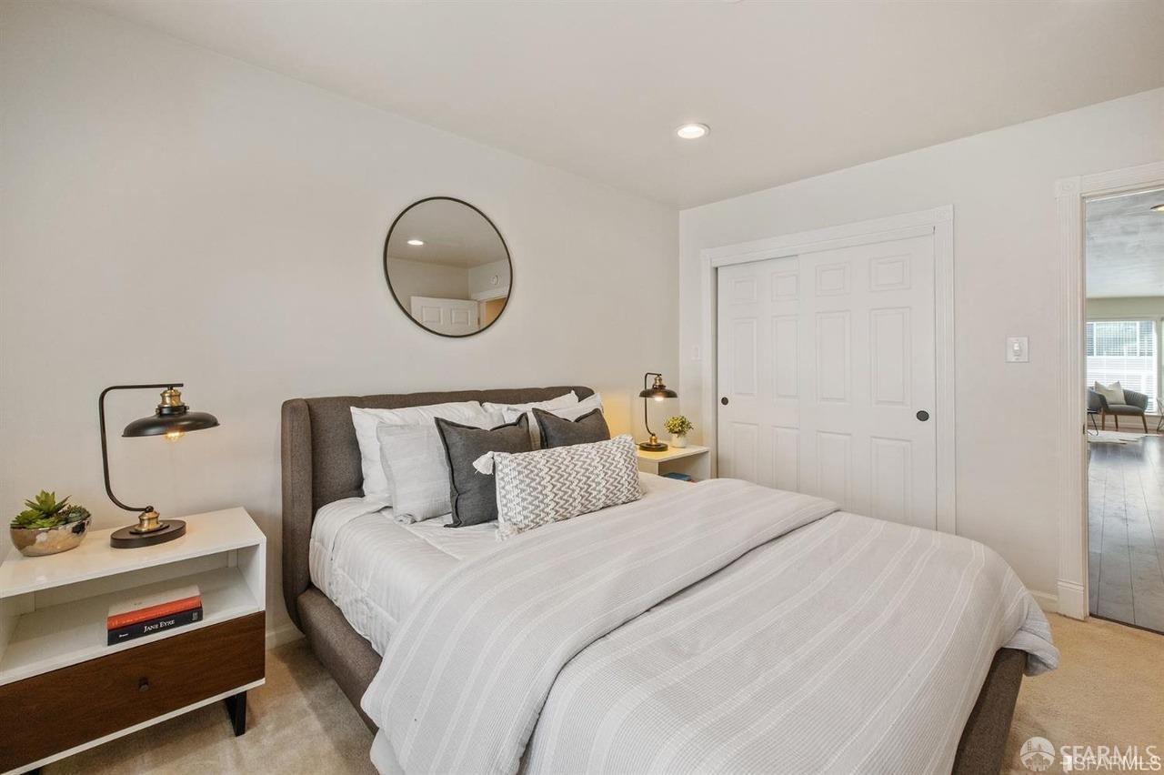 1250 Clay Street # 204