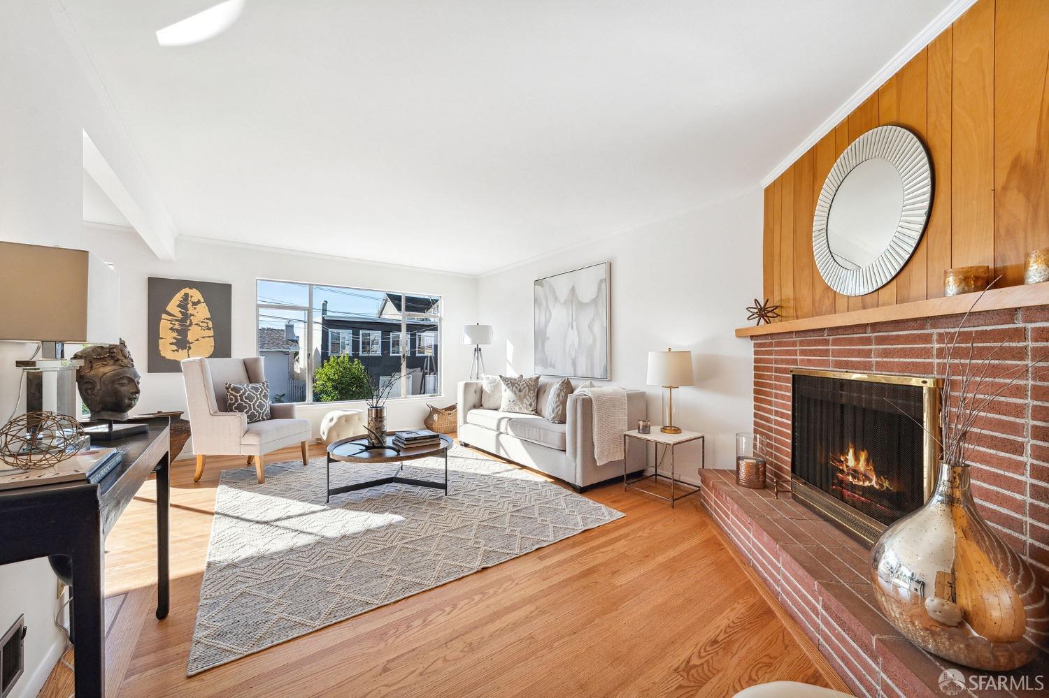 78 Niagara Avenue