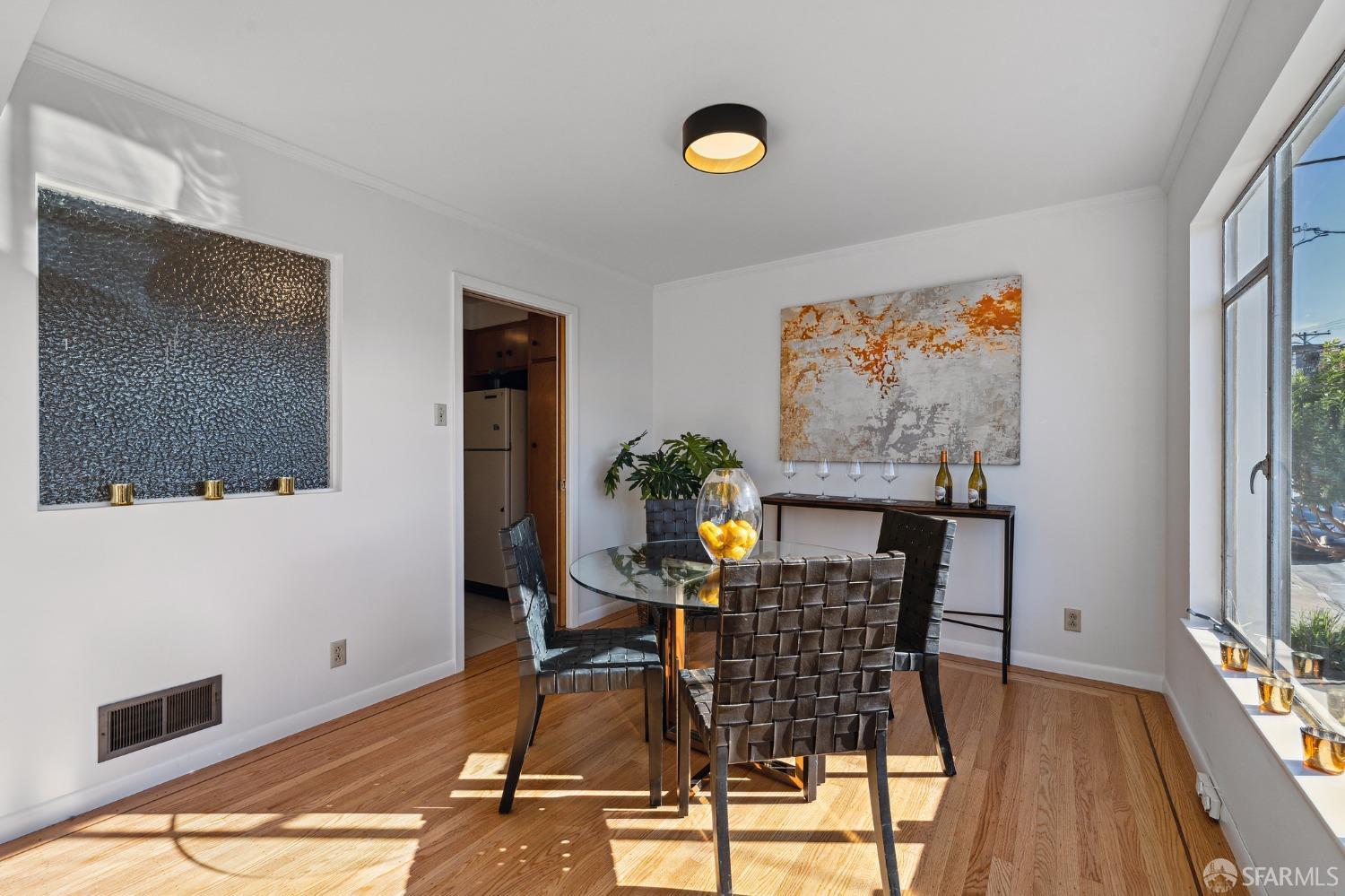 78 Niagara Avenue