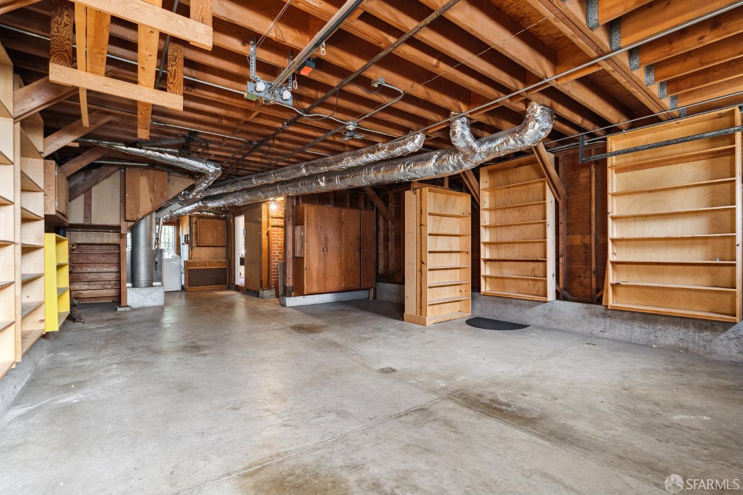 78 Niagara Avenue