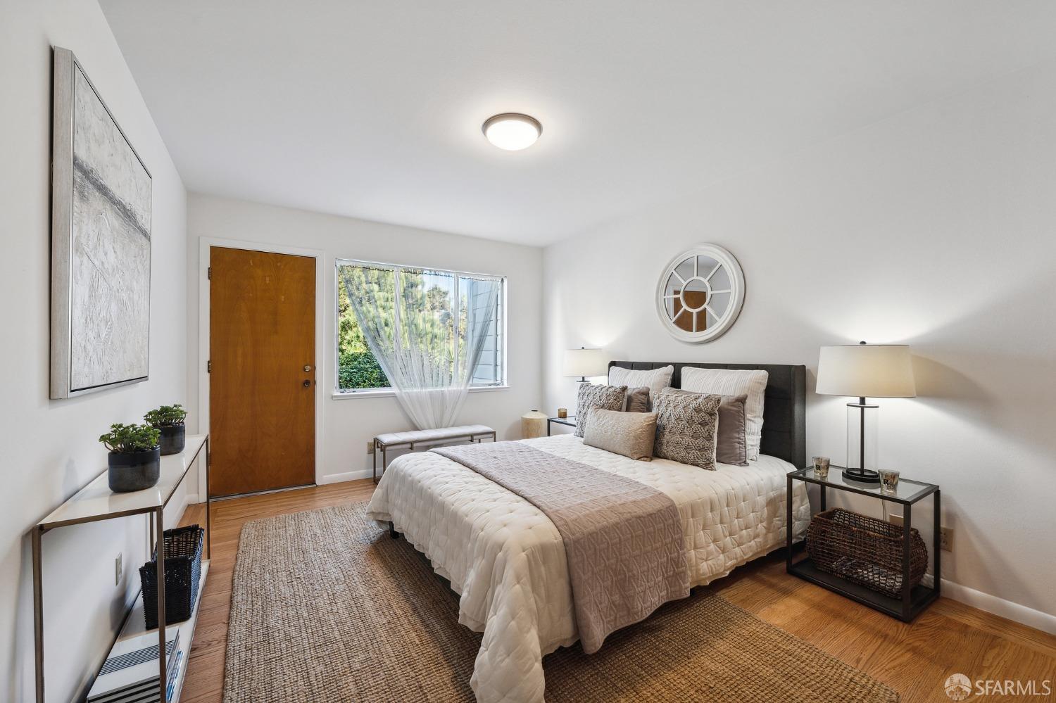 78 Niagara Avenue