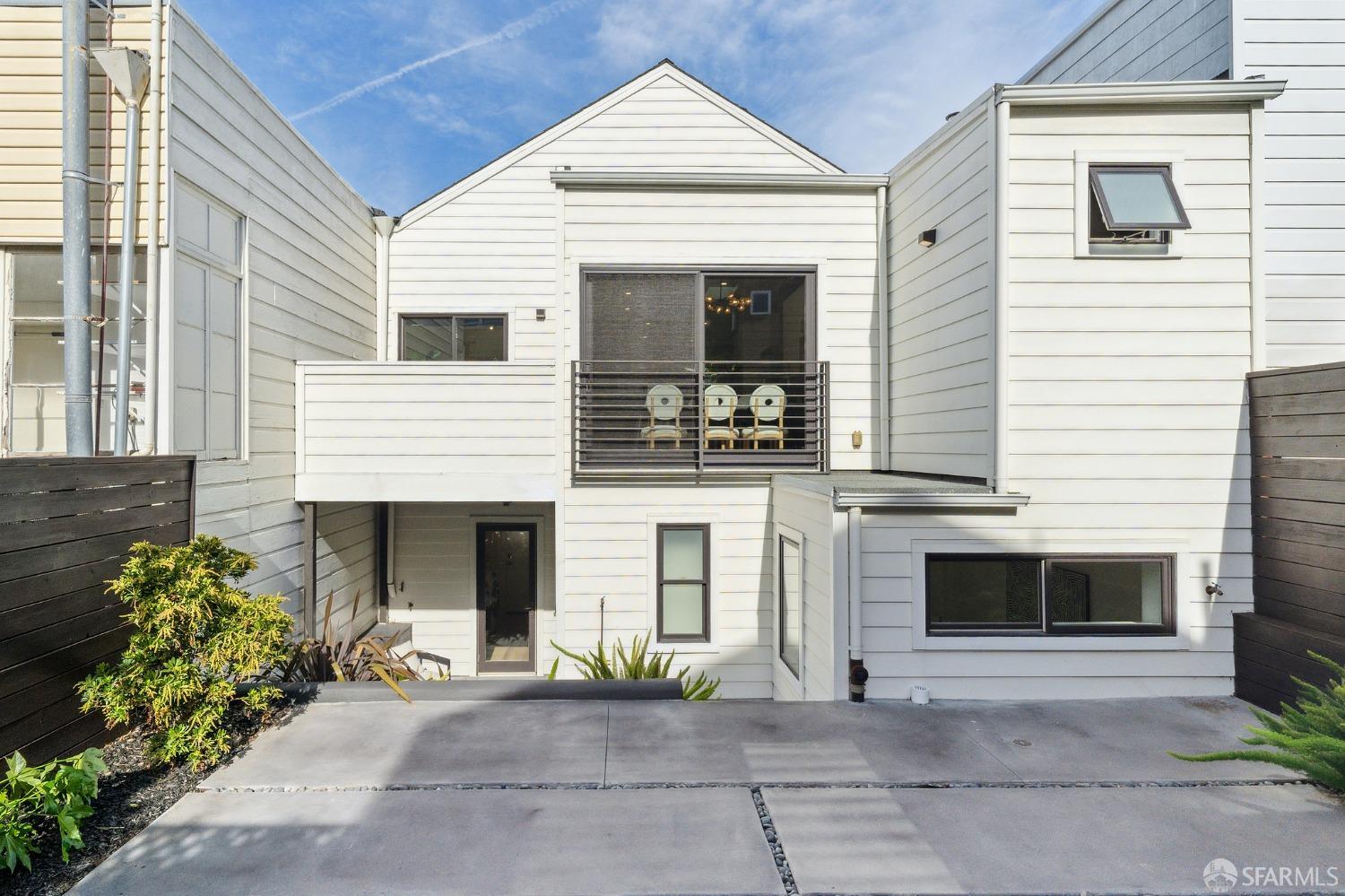 112 Virginia Avenue