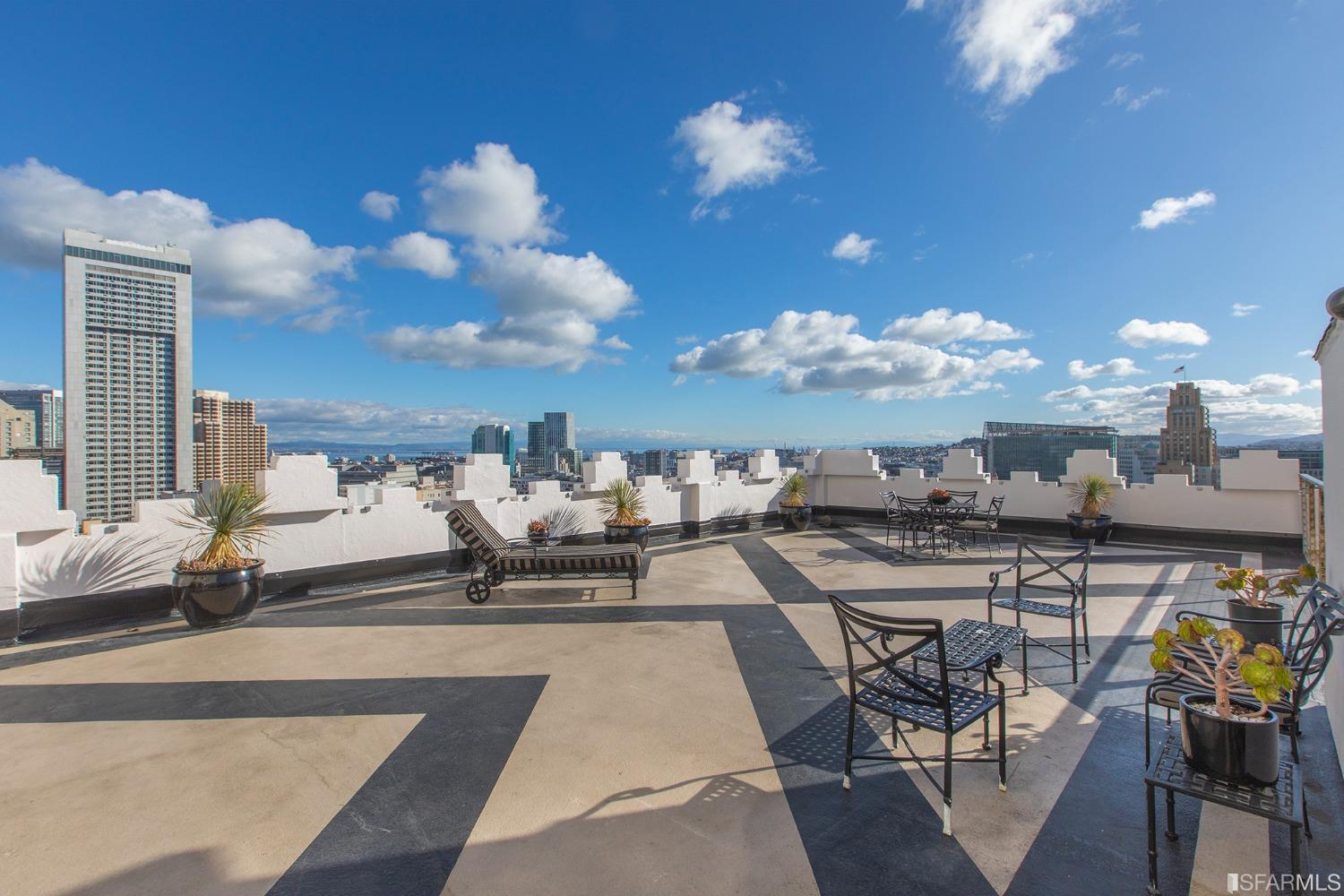 631 Ofarrell Street # 1210