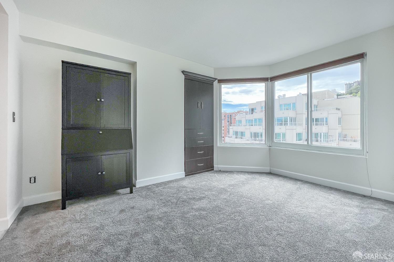 111 Chestnut Street # 808