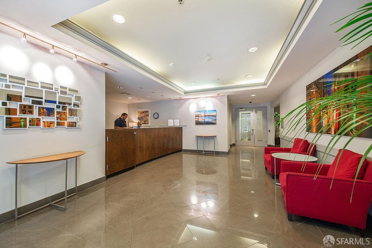 111 Chestnut Street # 808