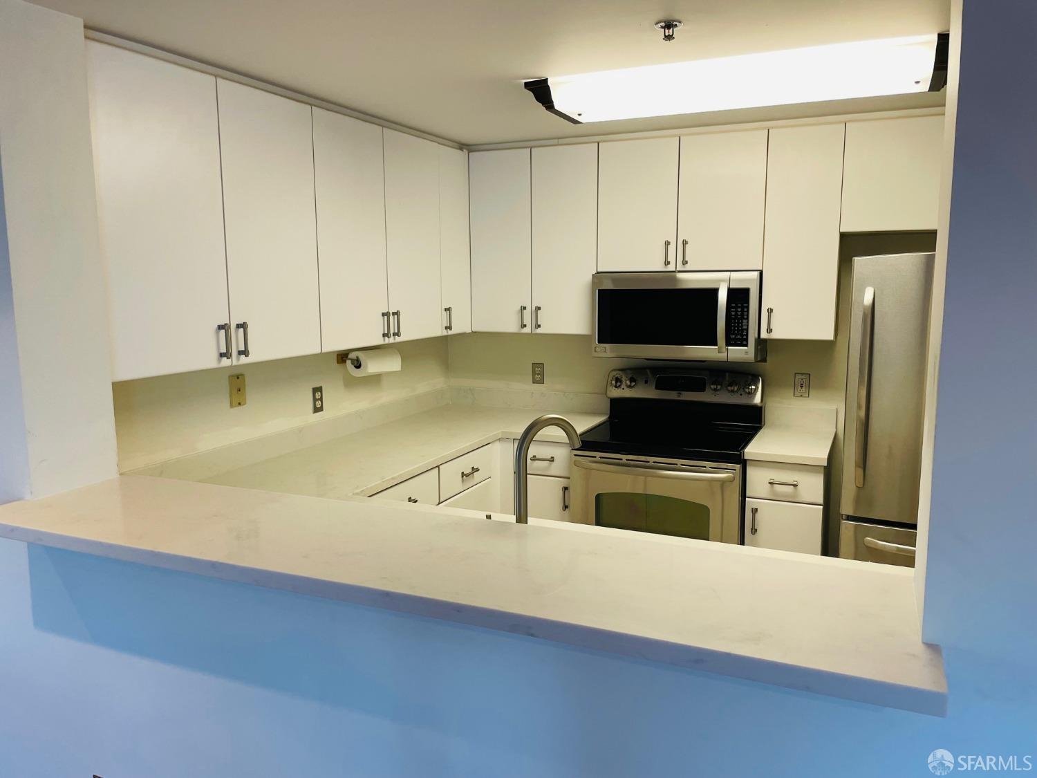 111 Chestnut Street # 808