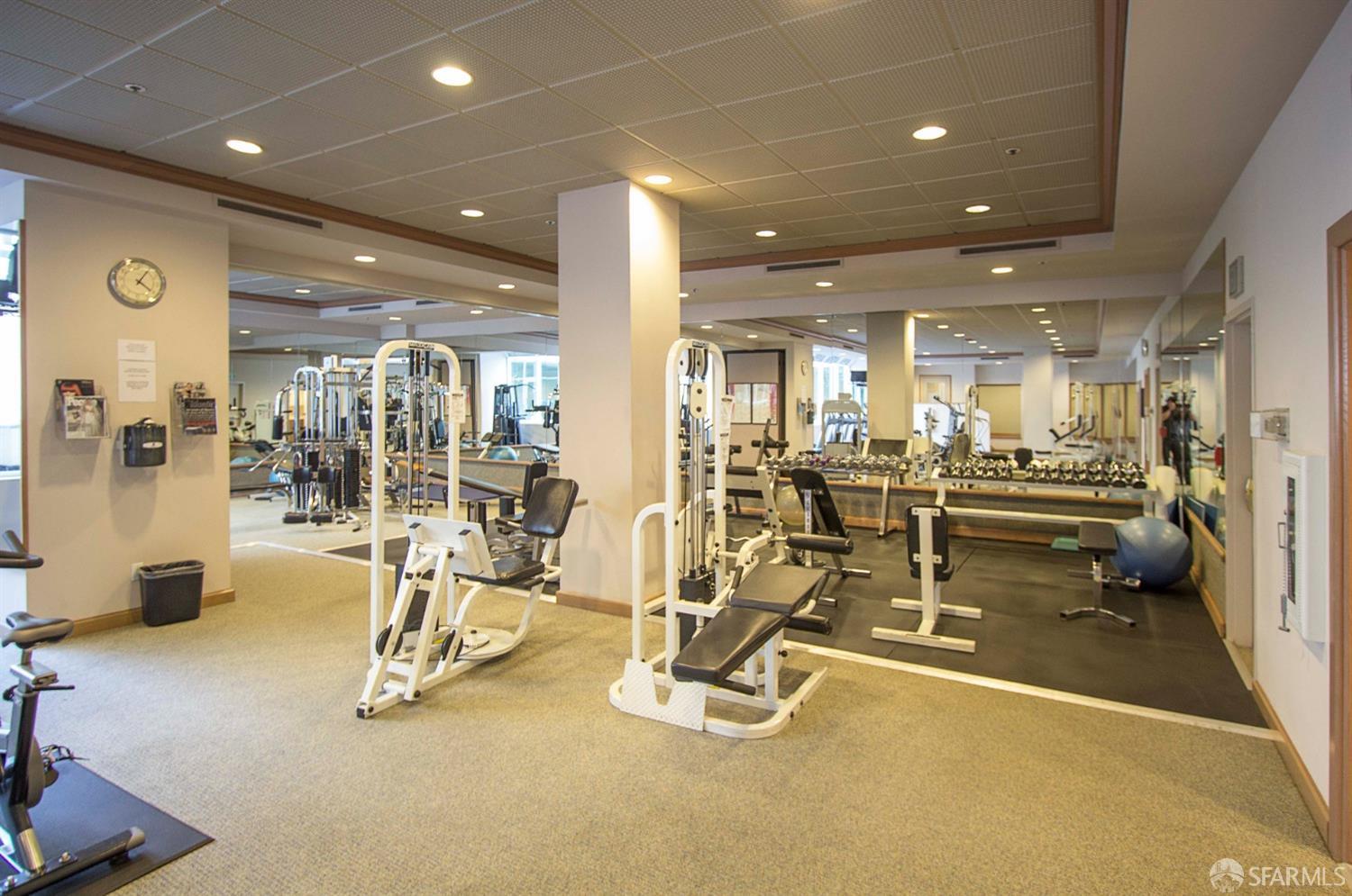 111 Chestnut Street # 808