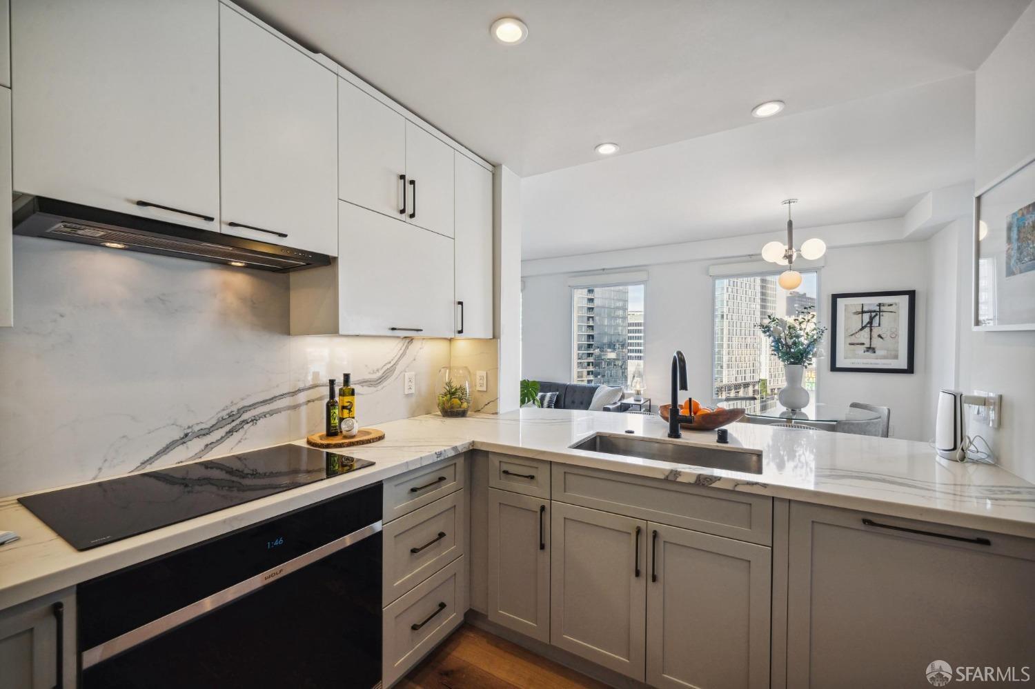 140 South Van Ness Avenue # 1031