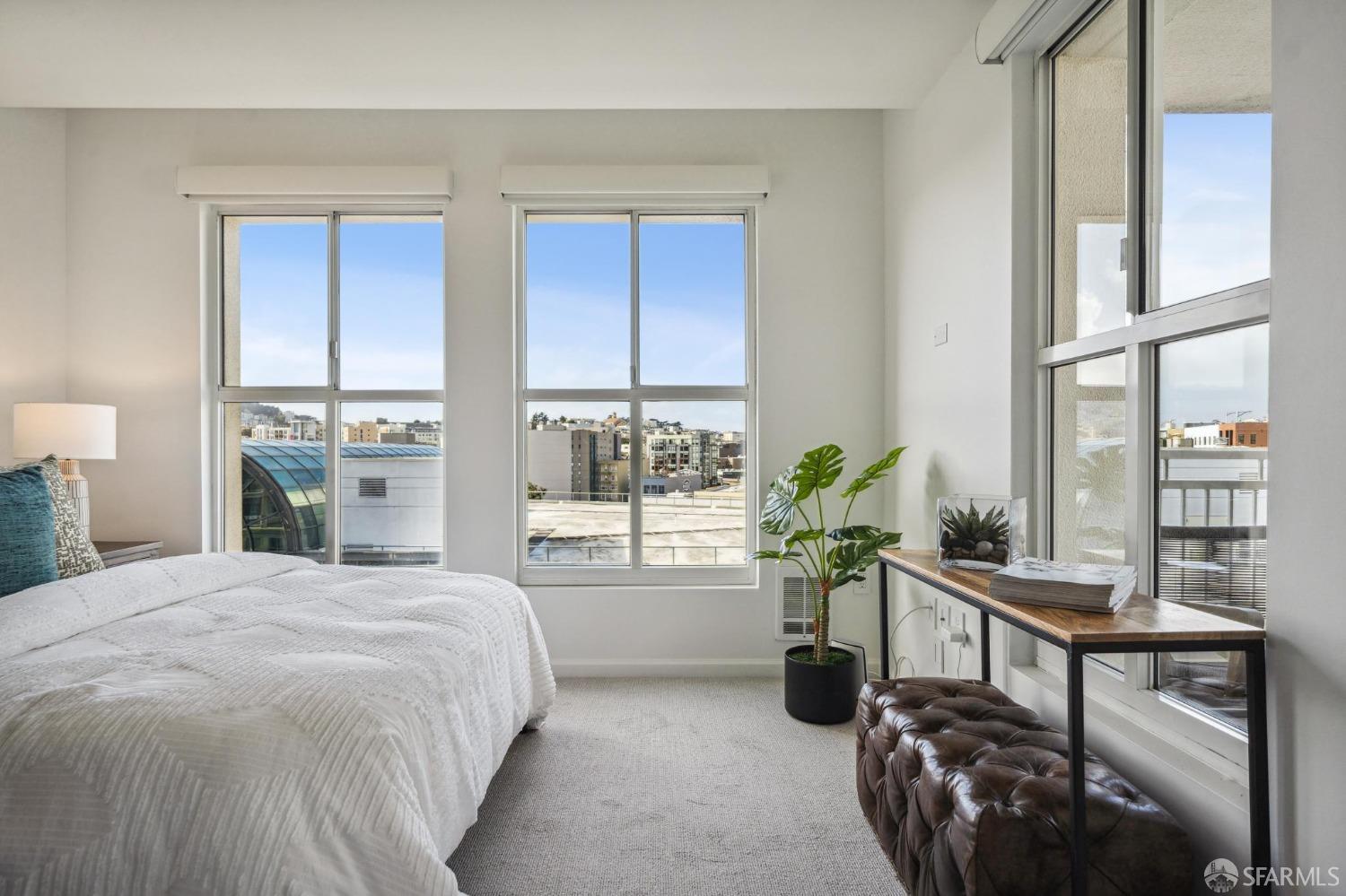 140 South Van Ness Avenue # 1031