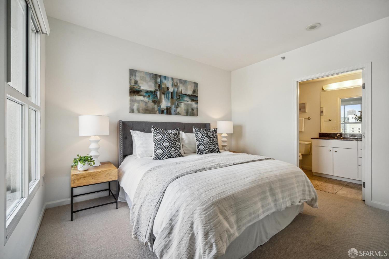 140 South Van Ness Avenue # 1031
