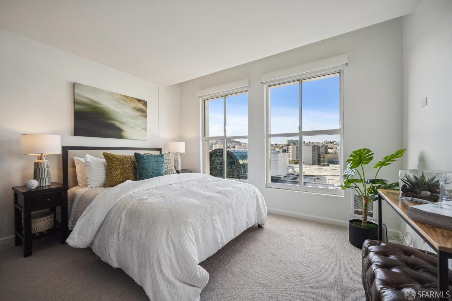 140 South Van Ness Avenue # 1031