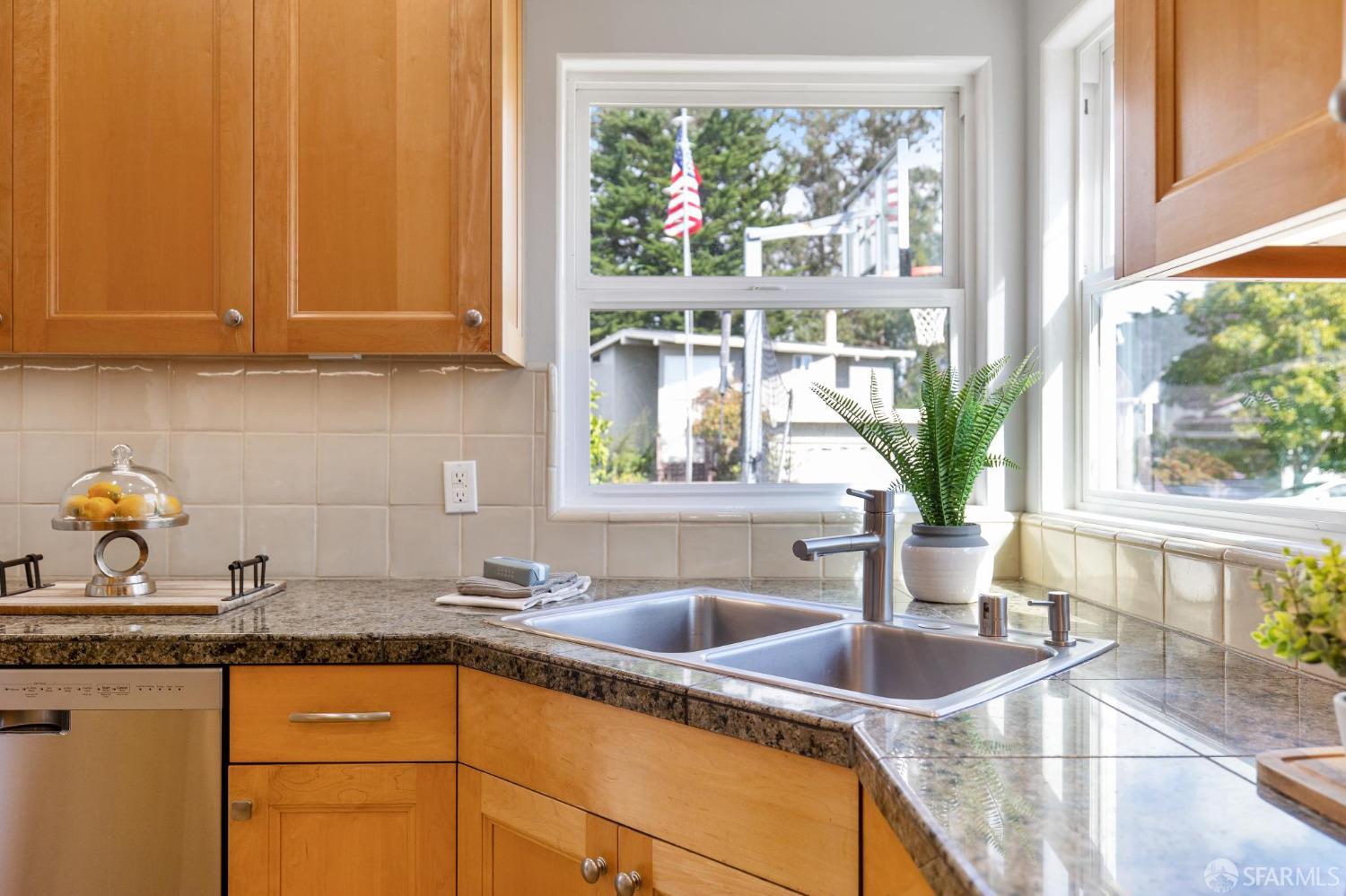 321 Alta Vista Drive
