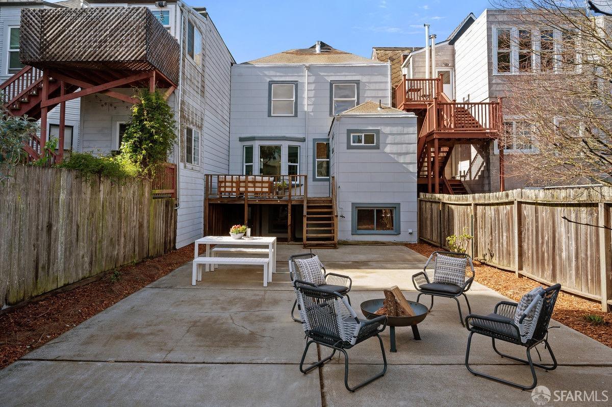 264 3rd Avenue