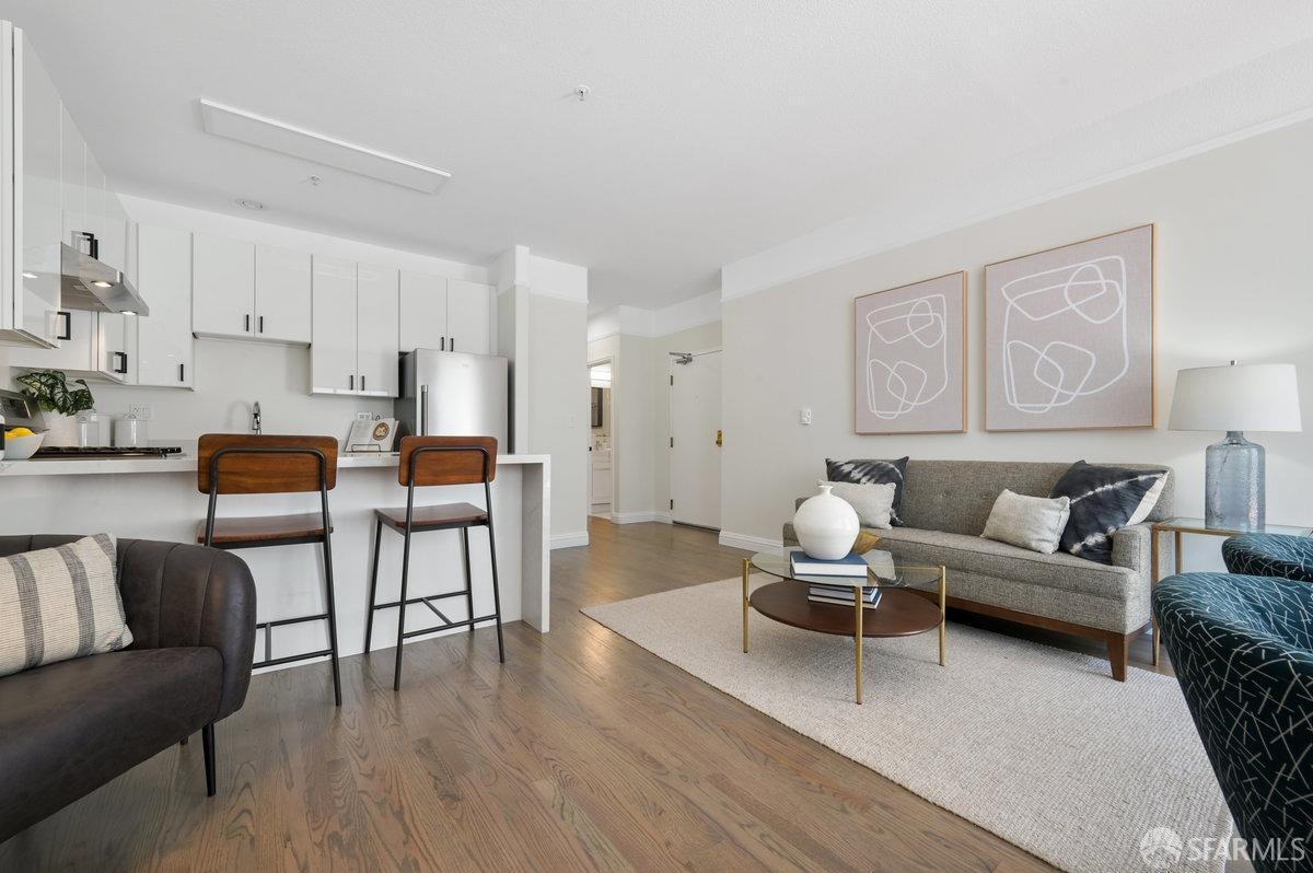 400 Avila Street # 106