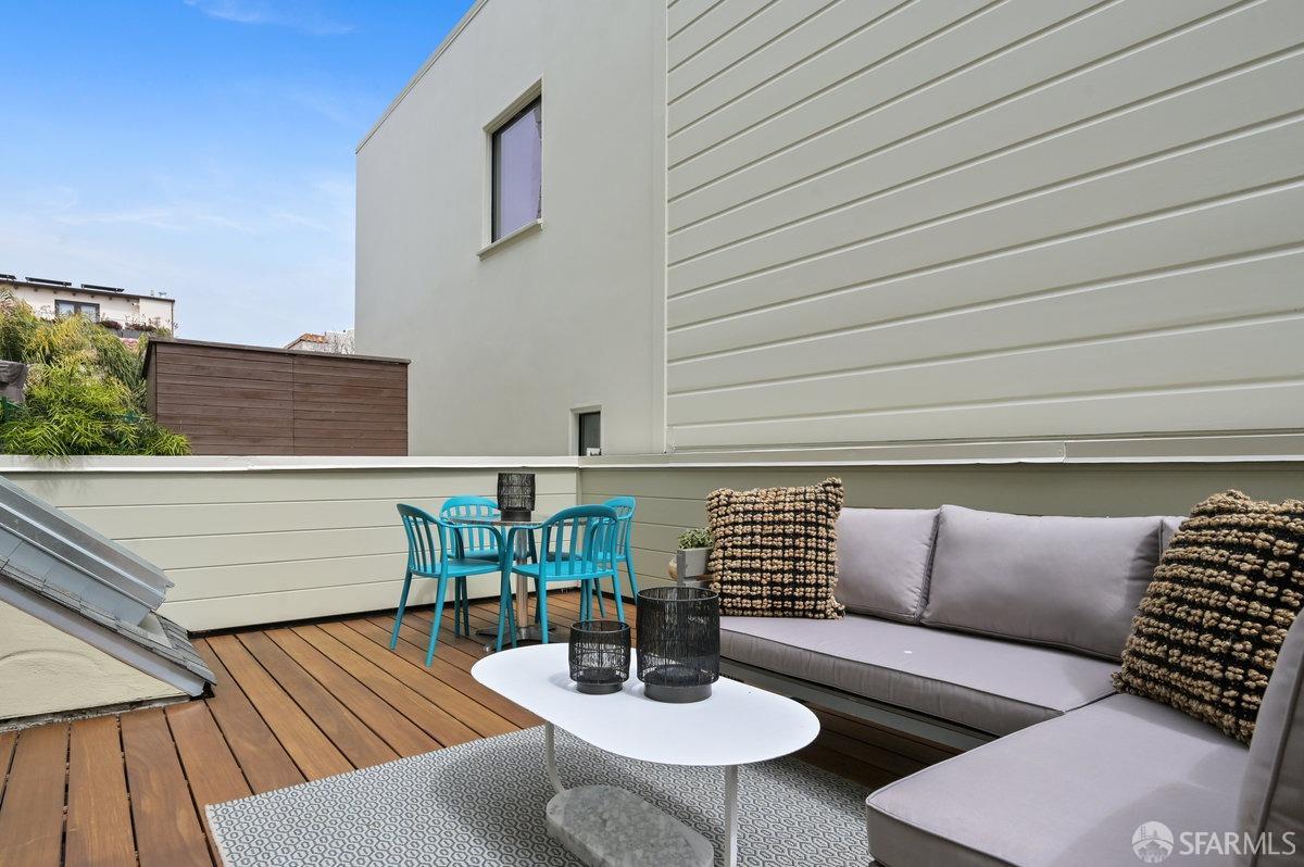 400 Avila Street # 106