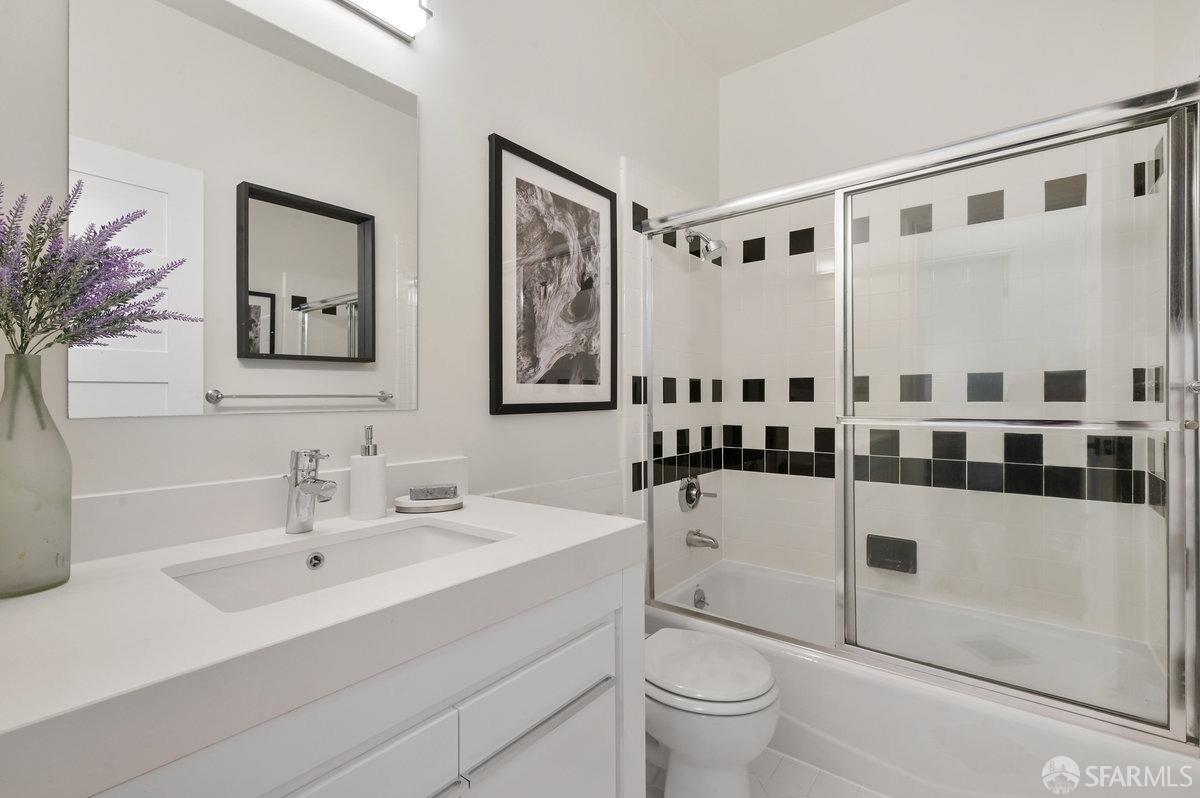 400 Avila Street # 106