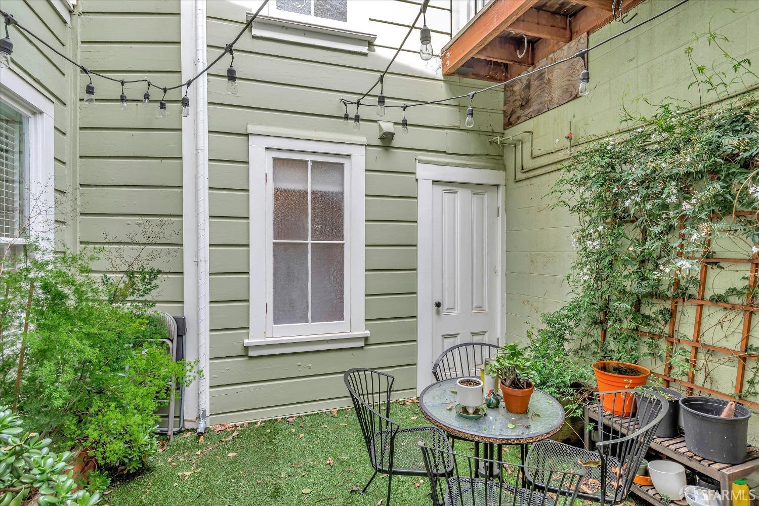 95 Coleridge Street