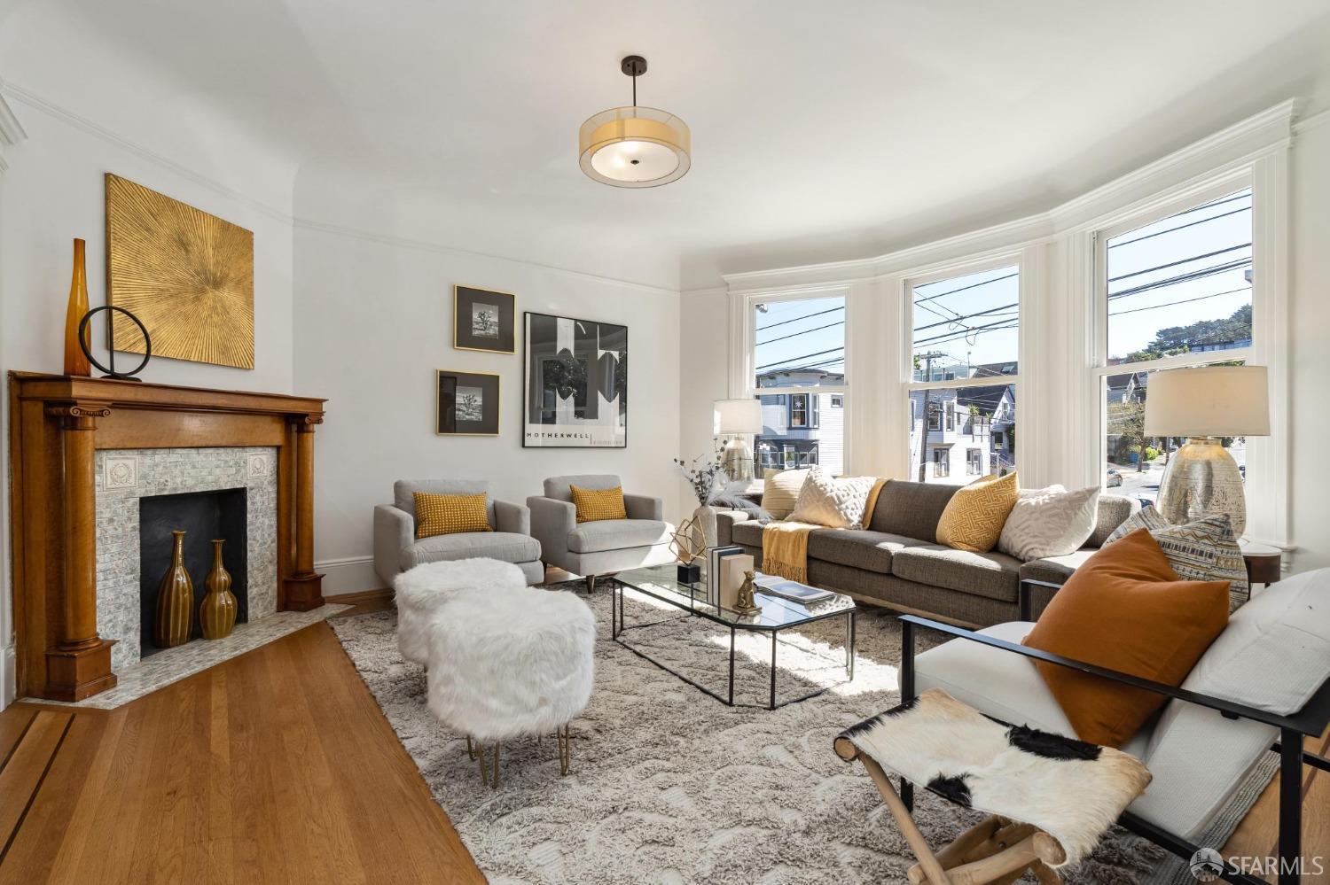 4350-4352 24th Street