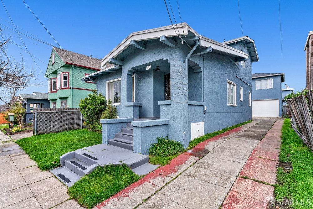 1631 Julia Street