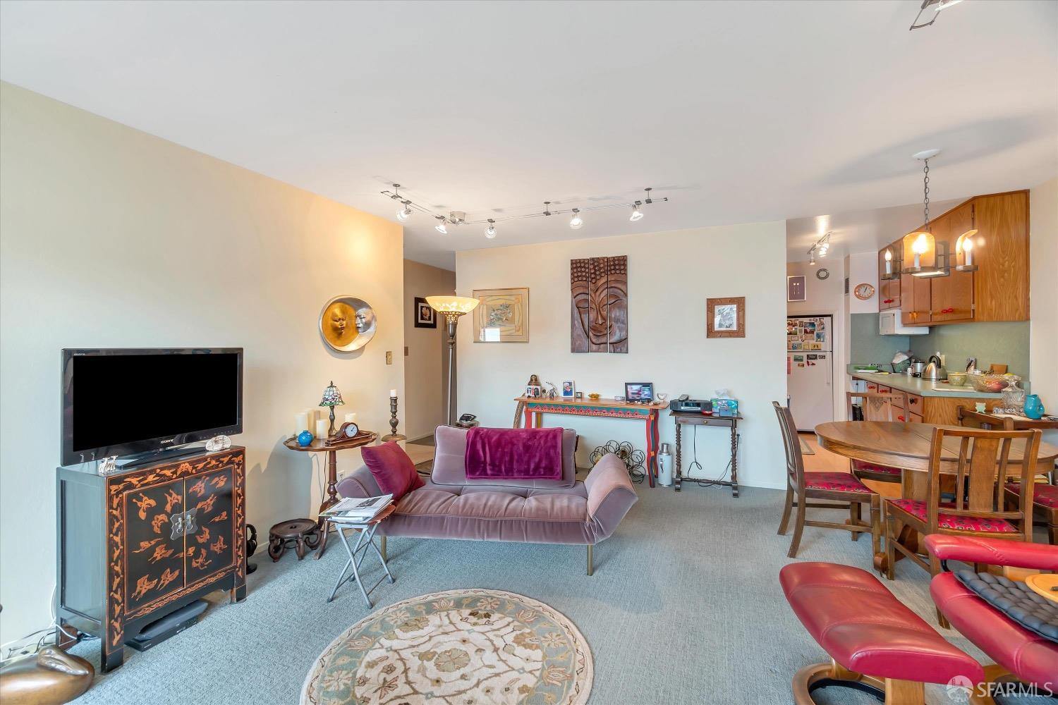 1460 Webster Street # 5