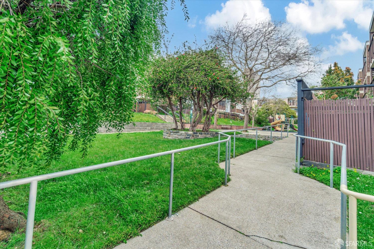 1460 Webster Street # 5