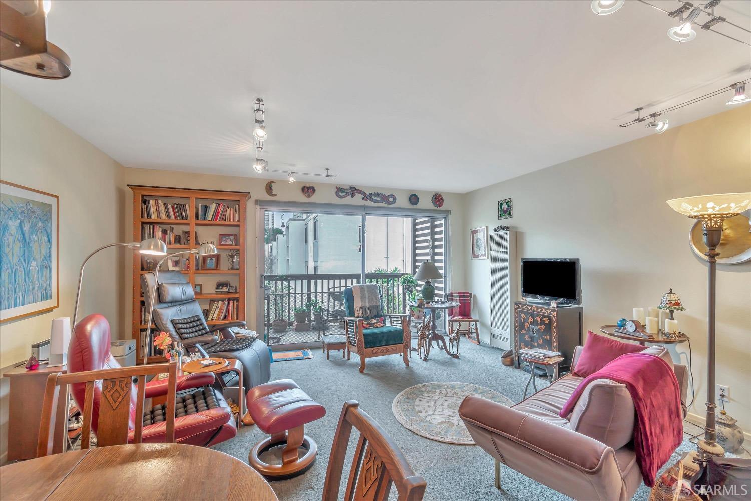 1460 Webster Street # 5