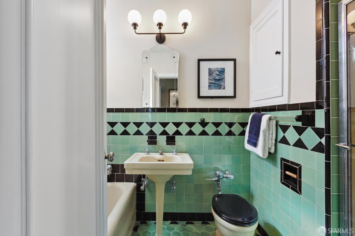 2230 Francisco Street # 109