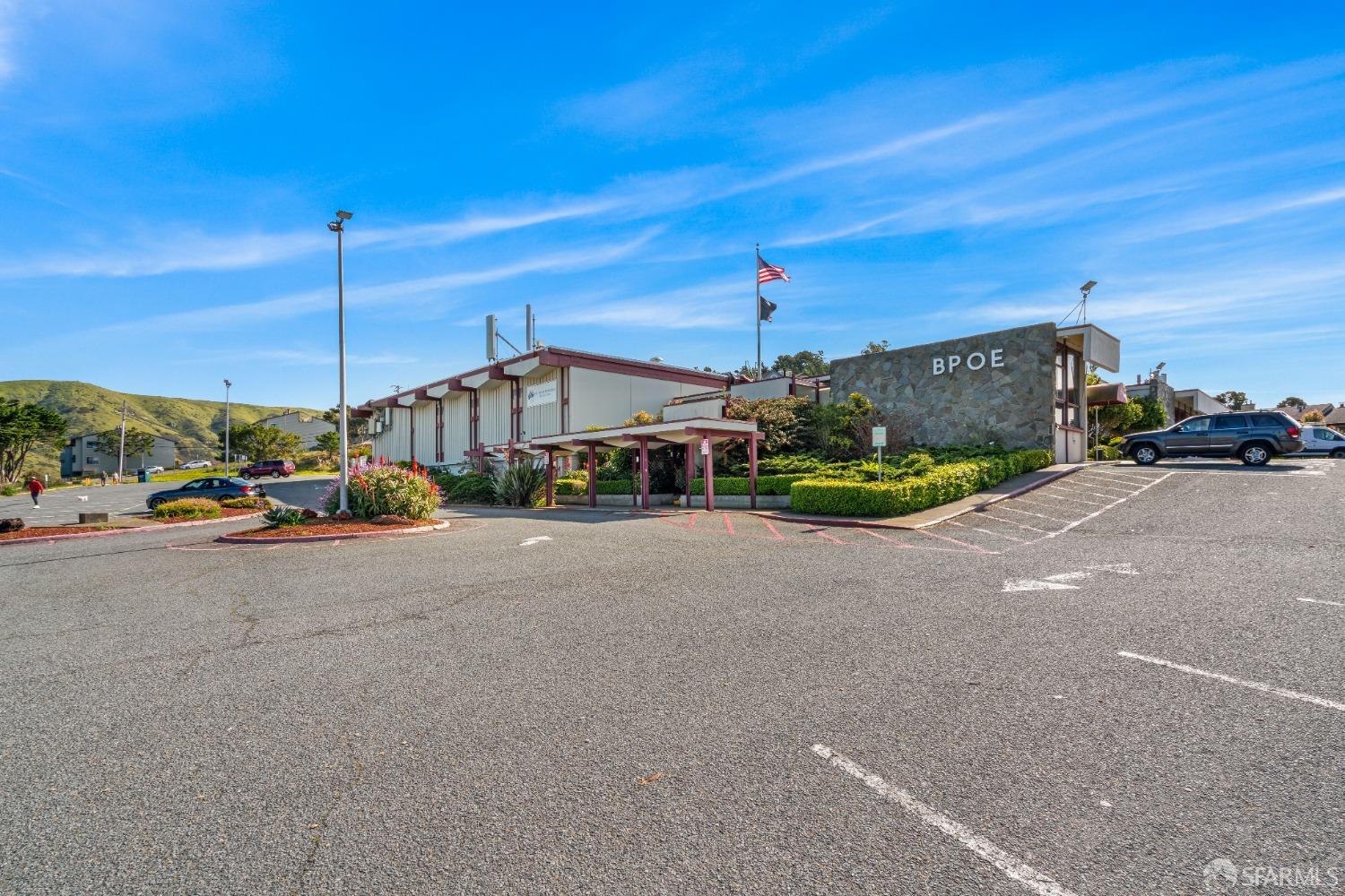 831 Ridge Court