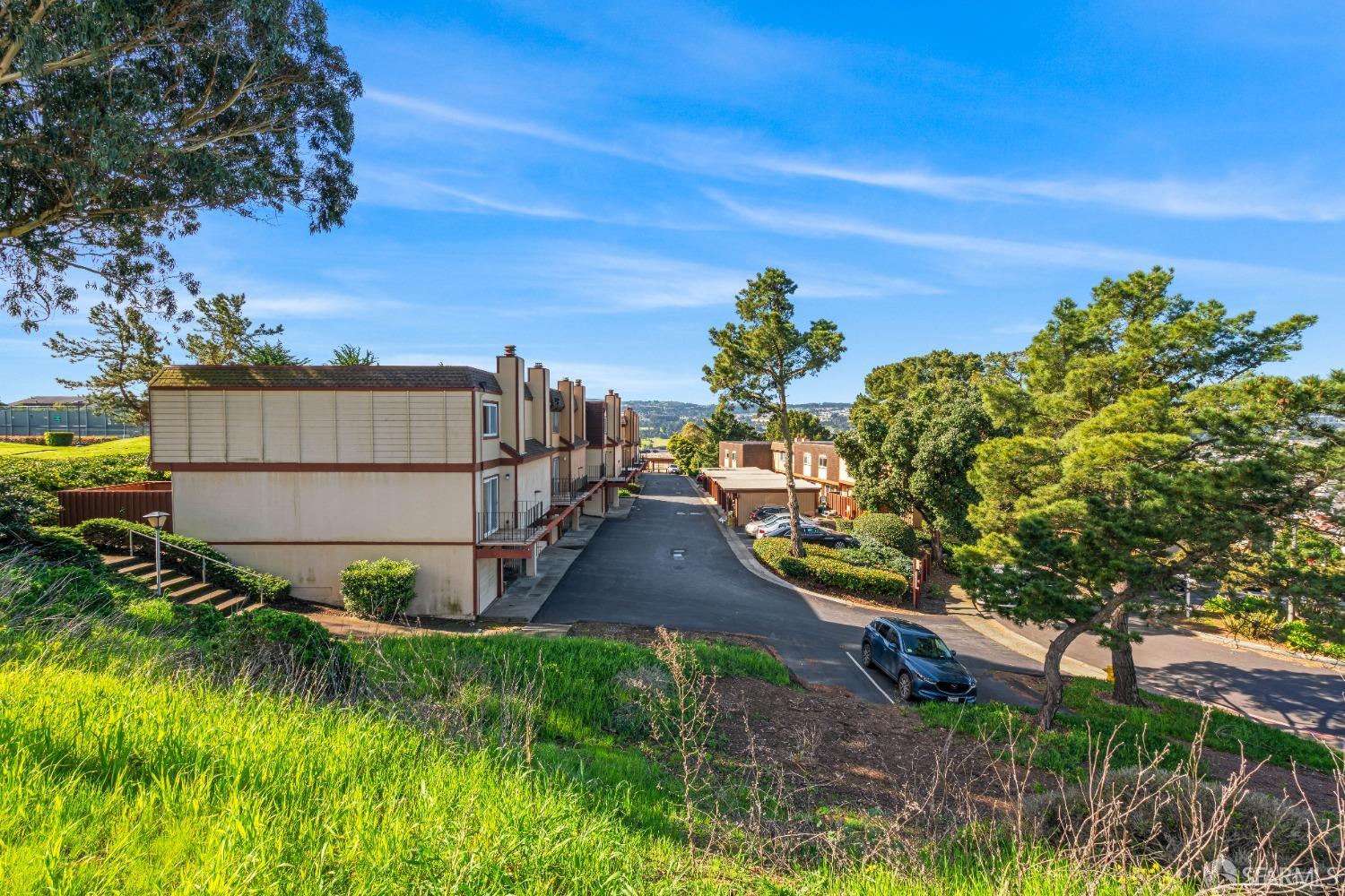 831 Ridge Court
