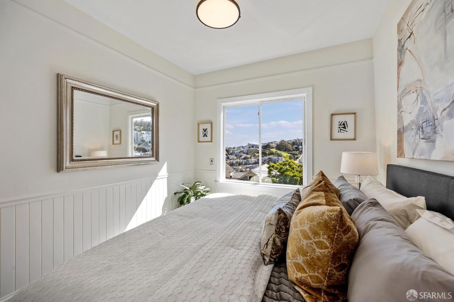 76 Saturn Street