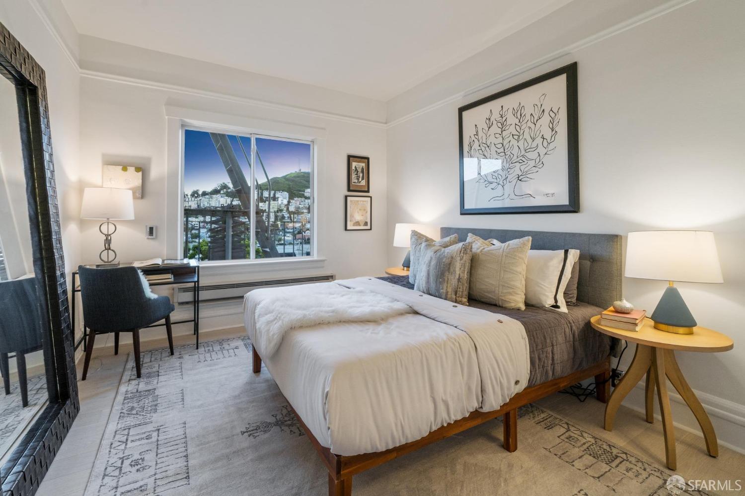 76 Saturn Street