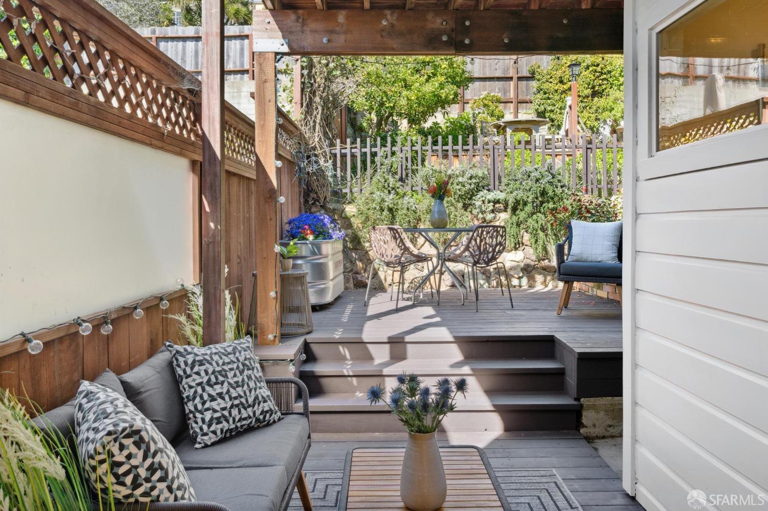 76 Saturn Street