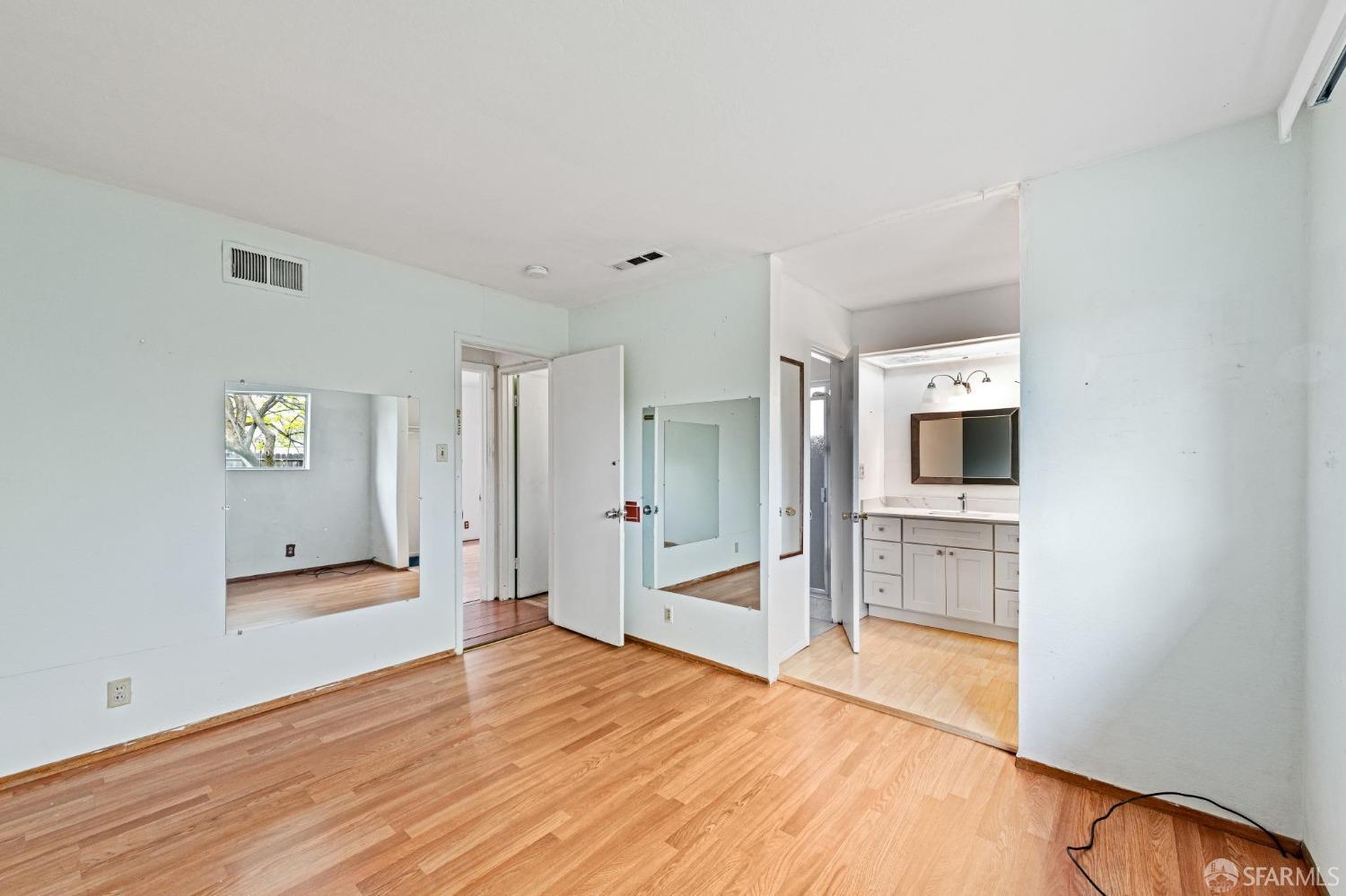 2597 E Olivera Road