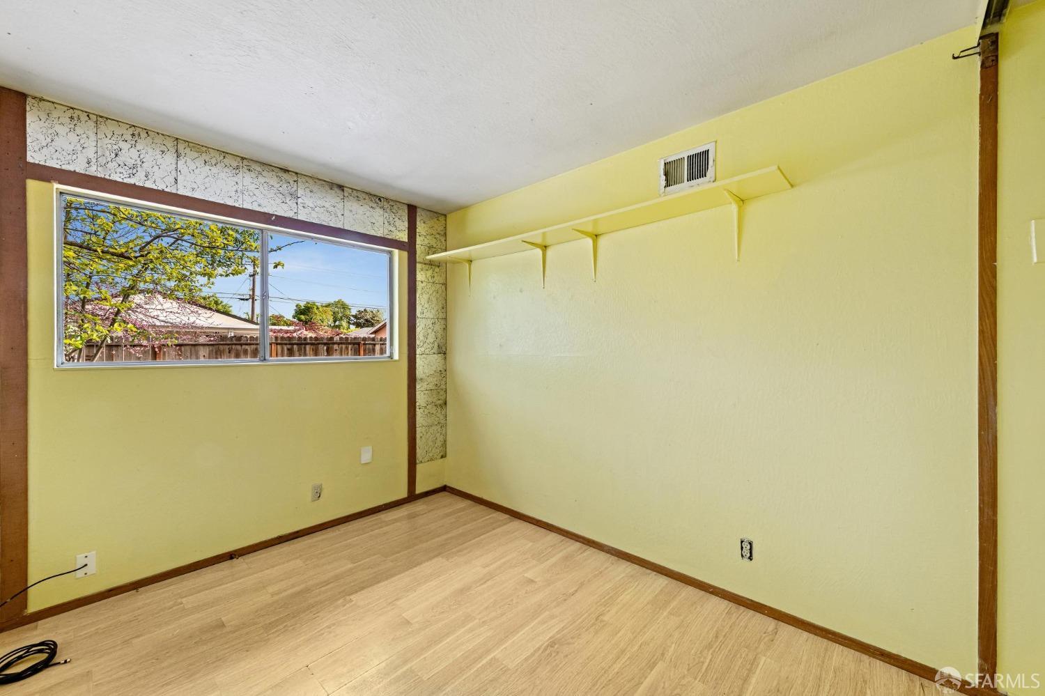 2597 E Olivera Road