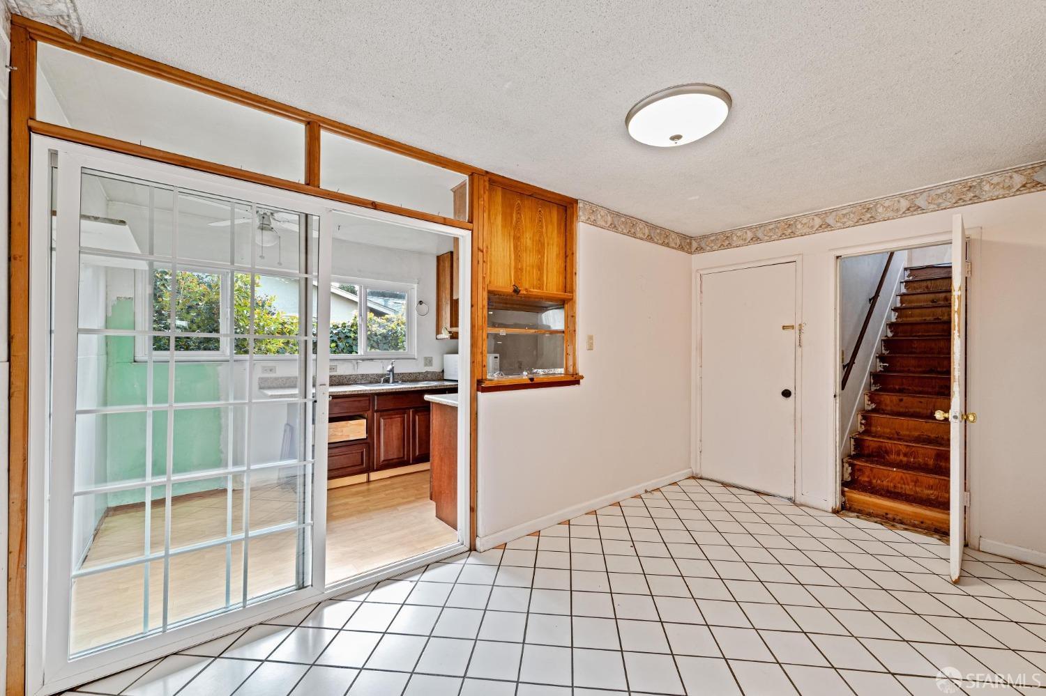 2597 E Olivera Road