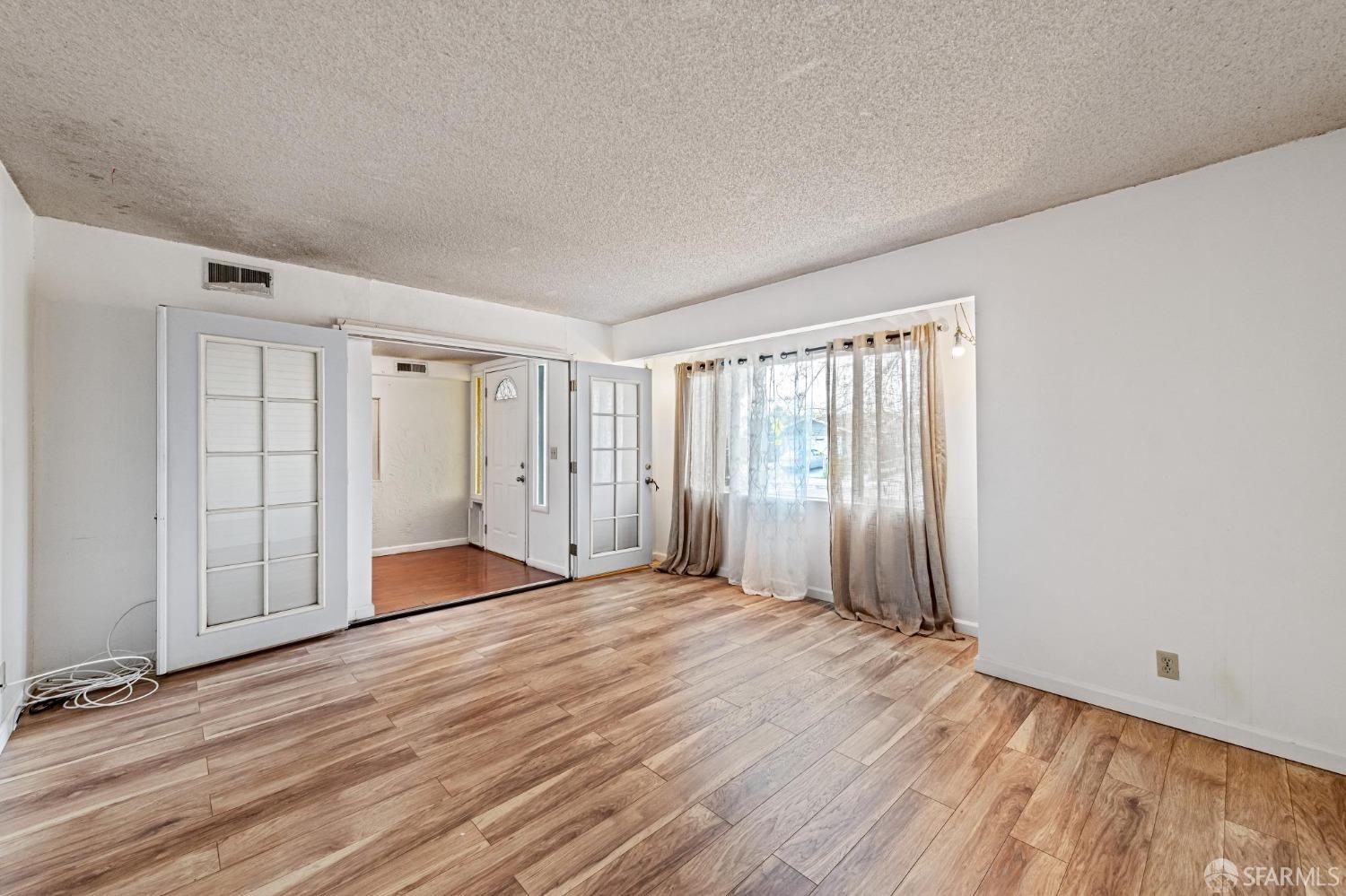 2597 E Olivera Road