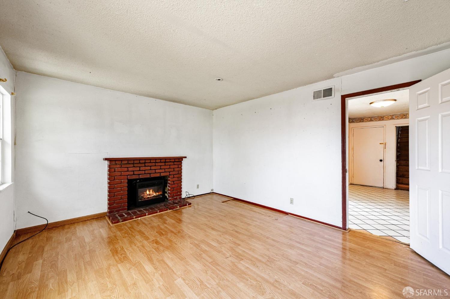 2597 E Olivera Road