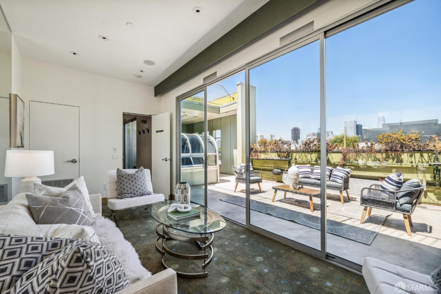 1216 Folsom Street