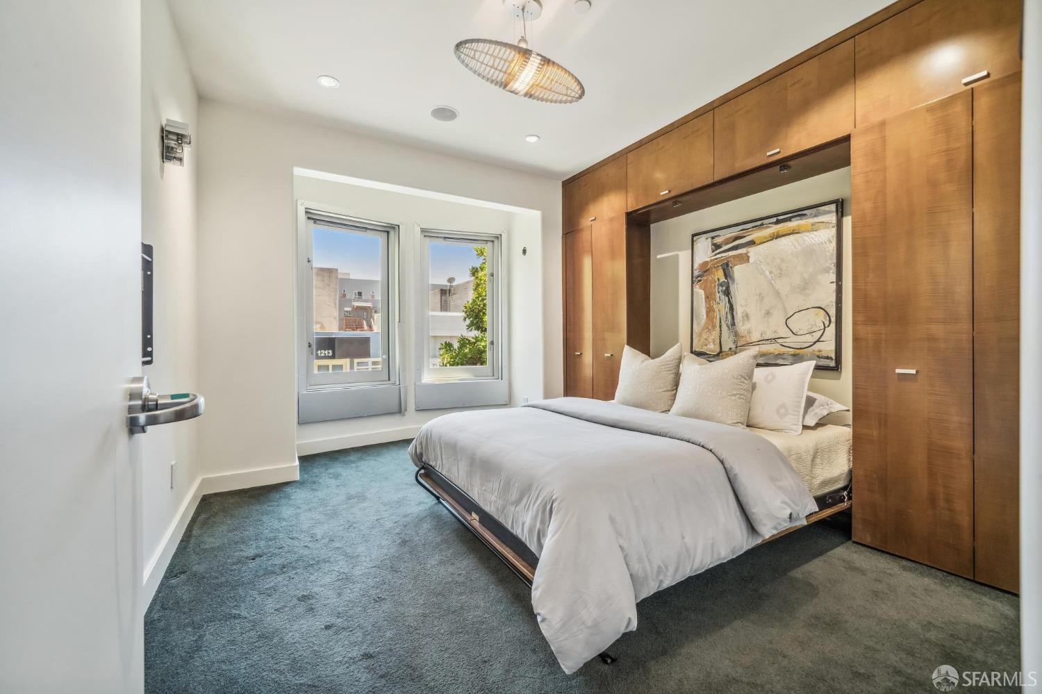 1216 Folsom Street