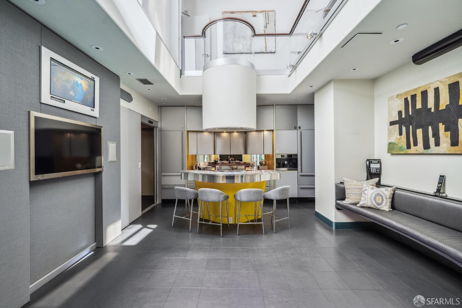 1216 Folsom Street