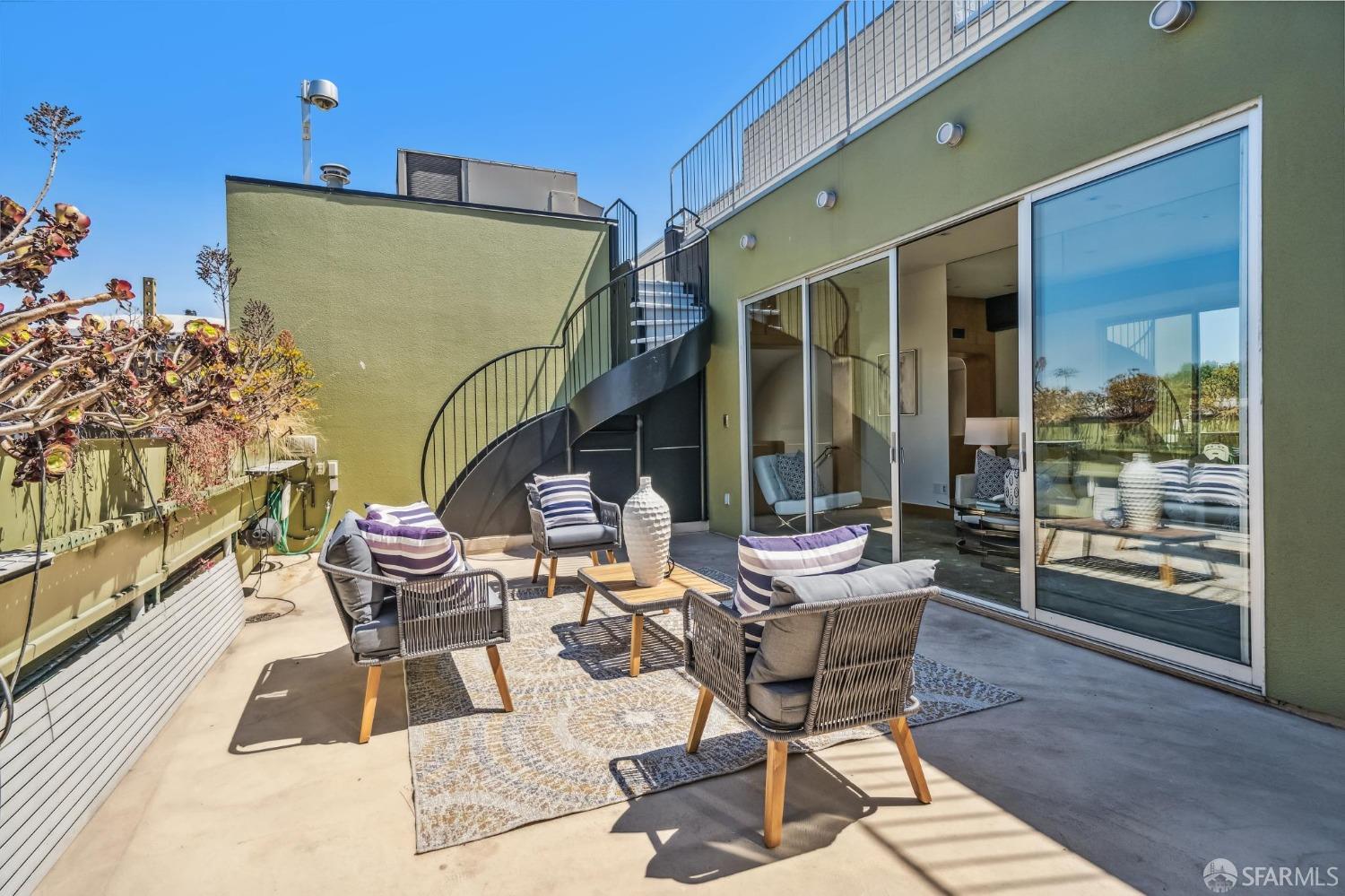 1216 Folsom Street