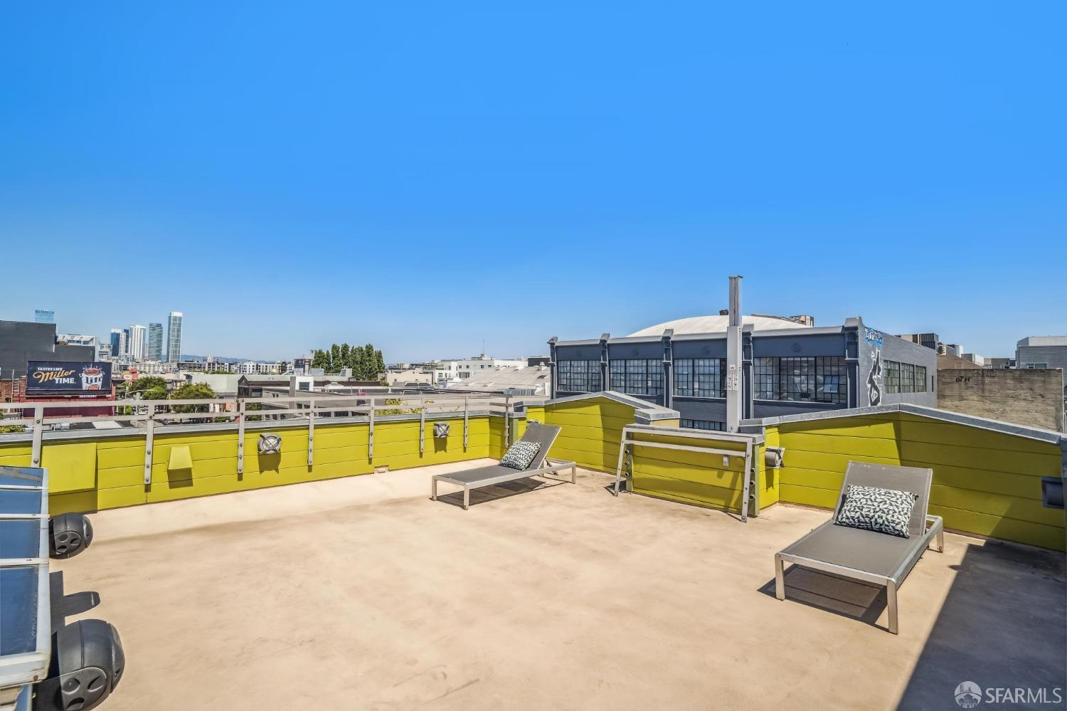 1216 Folsom Street