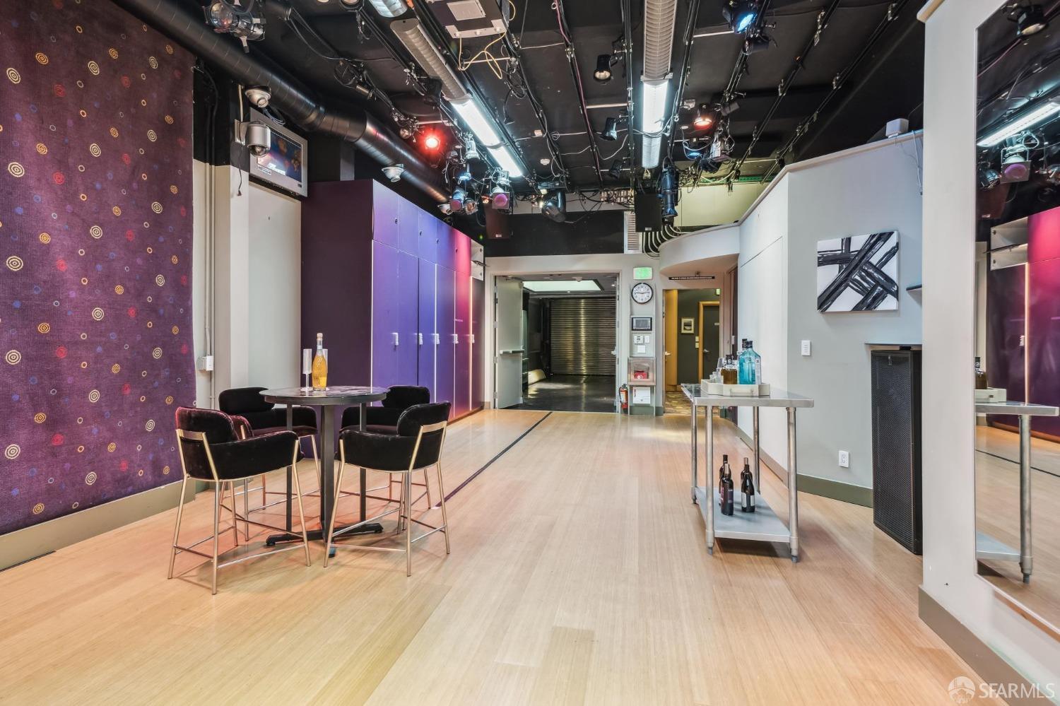 1216 Folsom Street